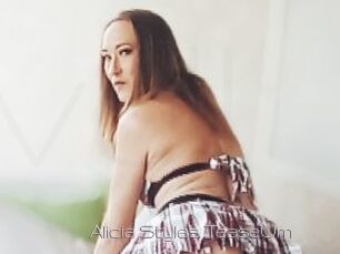 Alicia_Styles_TeaseUm