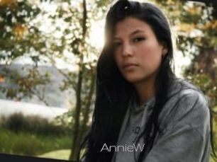 AnnieW