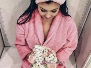 Annie_Astie