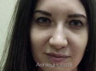 AshleyHottt19