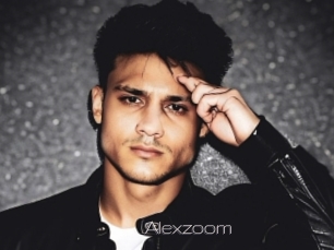 Alexzoom