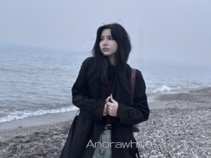 Anorawhite