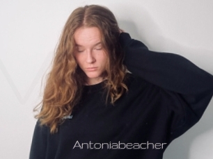 Antoniabeacher