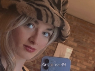 Arialove19