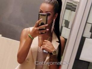 Cattwoman24