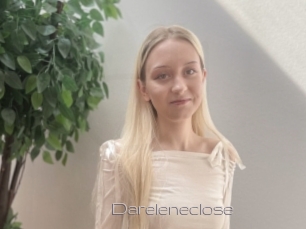 Dareleneclose