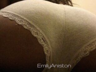 Emily_Aniston