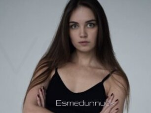 Esmedunnuck