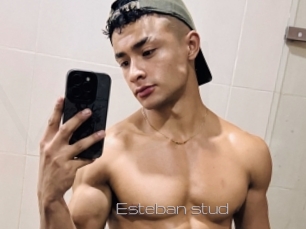 Esteban_stud