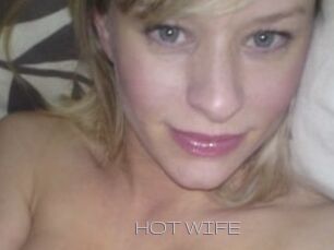 HOT_WIFE