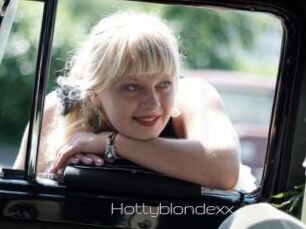 Hottyblondexx
