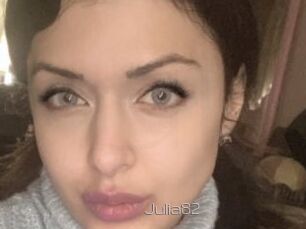 Julia82