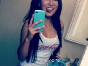 LiaMore