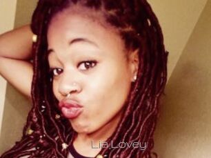 Lia_Lovey