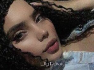 Lily_Roxxy