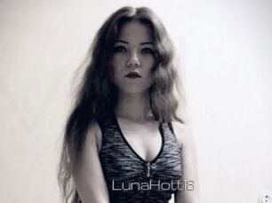 LunaHott18