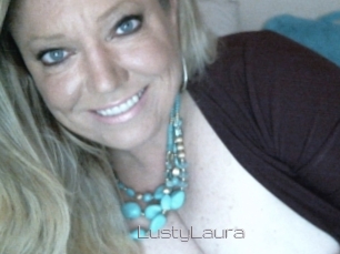 LustyLaura