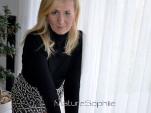 MatureSophiie