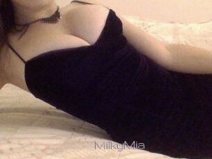MilkyMia