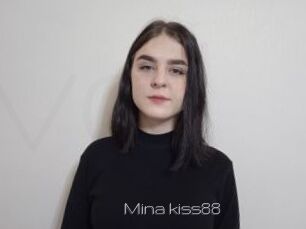 Mina_kiss88