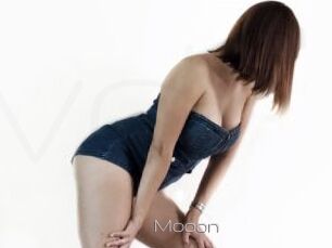 Mooon