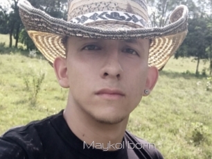 Maykol_born