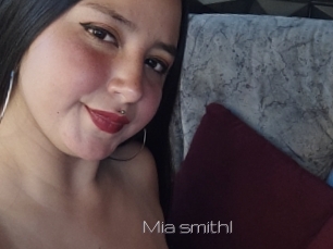 Mia_smithl