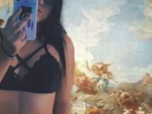 Mia_pink