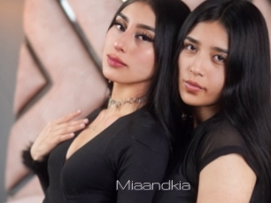 miaandkia Vidéo de lesbienne