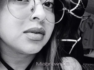 Miabrowm0111