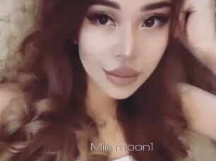 Mila_moon1