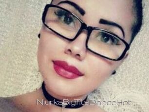 NiurkaBigTitsDanceHot