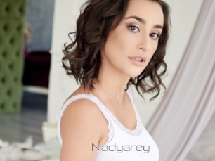 nadyarey Vidéo de lesbienne