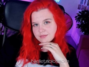 Nielletablossom