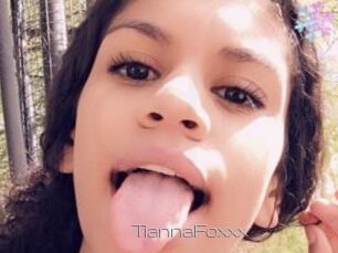 TiannaFoxxx