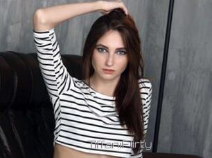 TiffaniFlirty