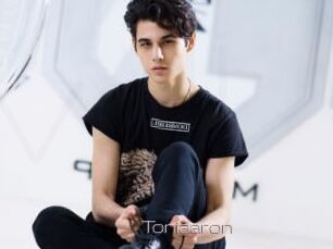 Toniaaron