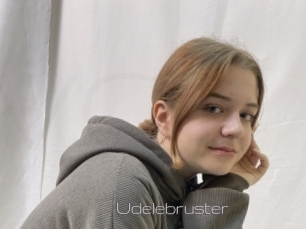 Udelebruster