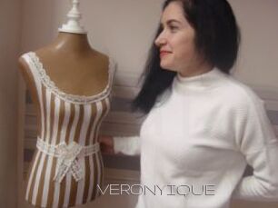 VERONYIQUE