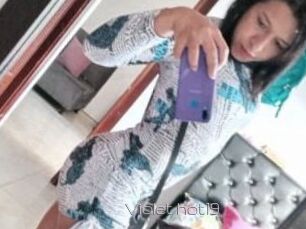 Violet_hot19